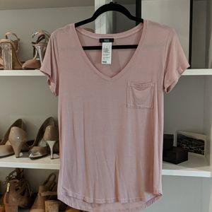 Paige Slub Pocket Tee in Pale Mauve Blush Pink